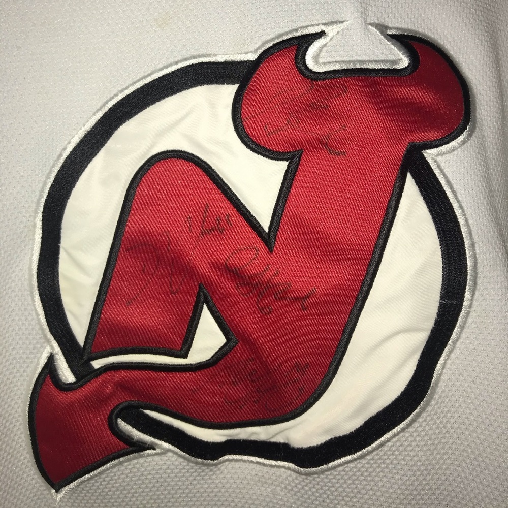 Nj Devils Henrique Signed Jersey - image 3